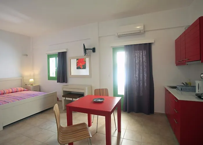 Kastellos Apartments Sikinos