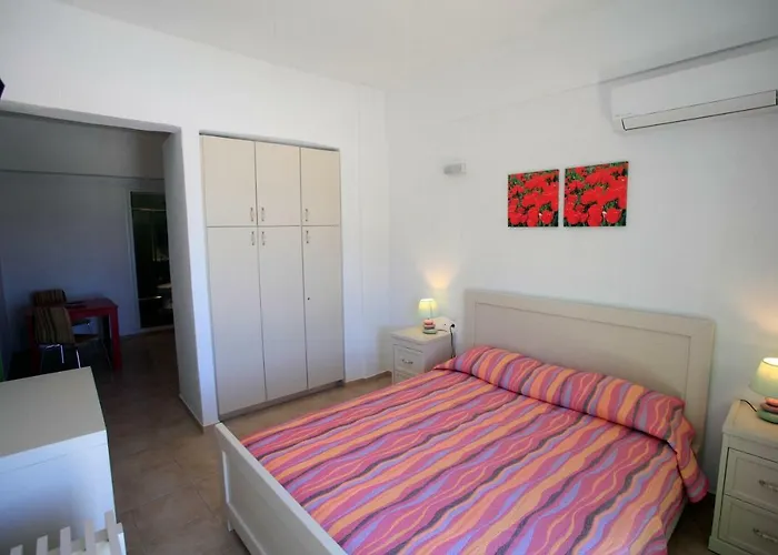 Kastellos Apartments Sikinos